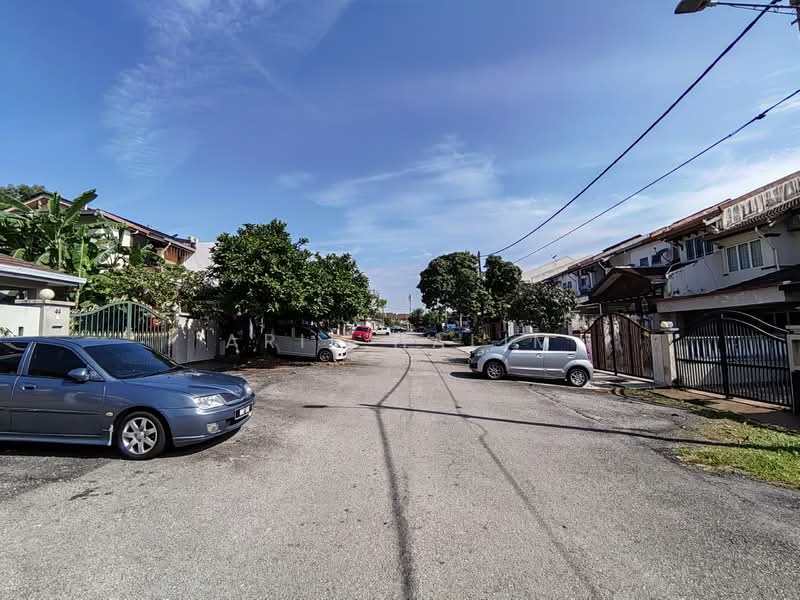 2-storey Terraced House for Sale in Bandar Putra Permai (Seri Kembangan) - Arif Halim - PropertyGuru.com.my