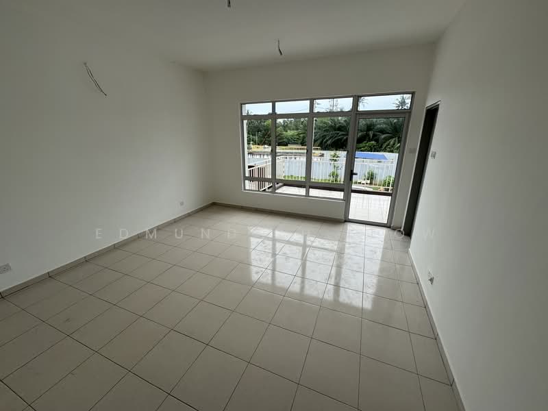 2-storey Terraced House for Sale in Batang Kali (Selangor) - Edmund CH Leow - Living Room - PropertyGuru.com.my