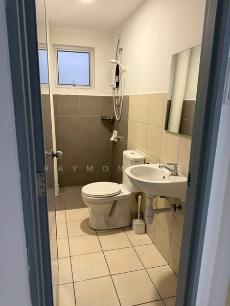 Servis Apartment untuk Disewa di Kiara Kasih - Raymond Ho - Bathroom - PropertyGuru.com.my