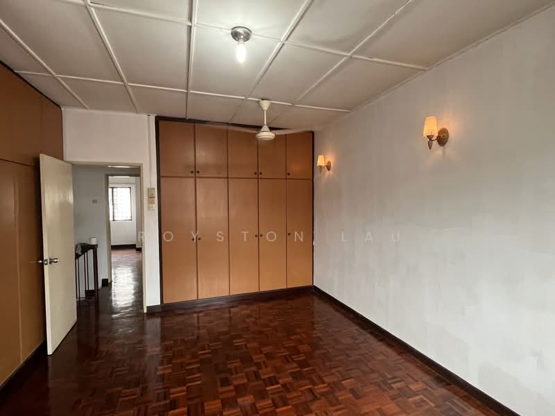 Rumah Teres 2 Tingkat untuk Dijual di Bandar Country Homes (Rawang) - Royston Lau - PropertyGuru.com.my