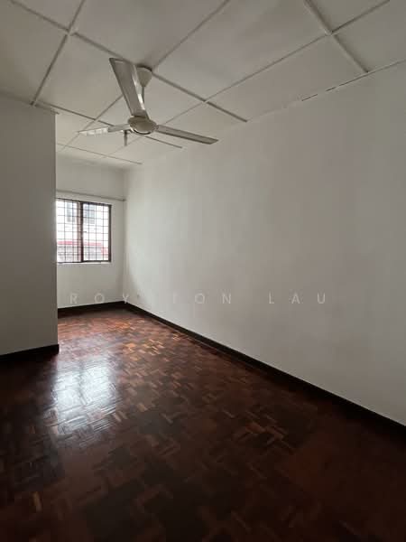 Rumah Teres 2 Tingkat untuk Dijual di Bandar Country Homes (Rawang) - Royston Lau - PropertyGuru.com.my