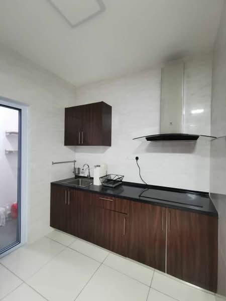 Kondominium untuk Disewa di Koi Suites - Ng Hon Keong - Kitchen - PropertyGuru.com.my