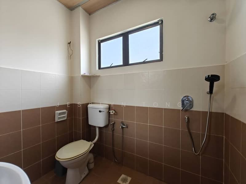 Rumah Teres 2.5 Tingkat untuk Disewa di Paragon Utama (Selayang) - Jesslyn Tong - Bathroom - PropertyGuru.com.my
