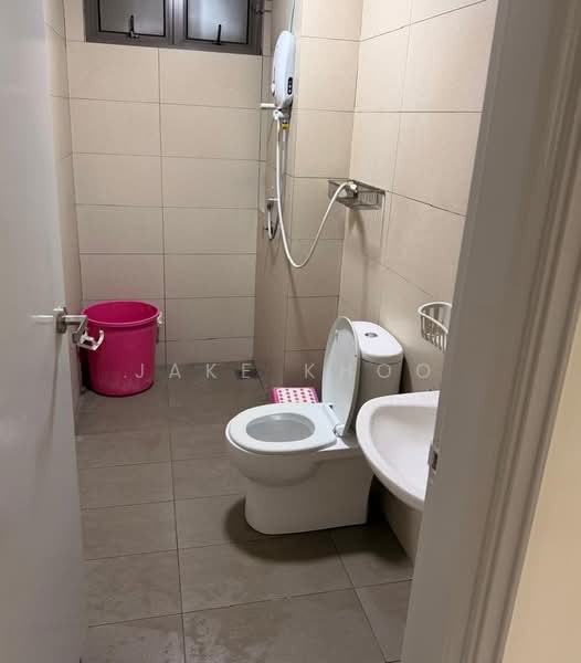 Kondominium untuk Dijual di Skycube - Jake Khoo - Bathroom - PropertyGuru.com.my