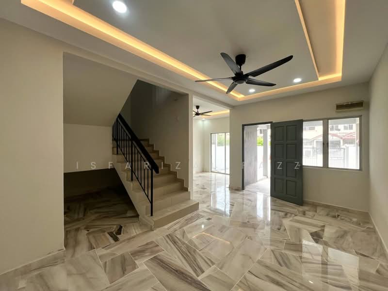 Rumah Teres 2 Tingkat untuk Dijual di Bandar Puncak Alam (Puncak Alam) - Isfarizal fazz - Living Room - PropertyGuru.com.my