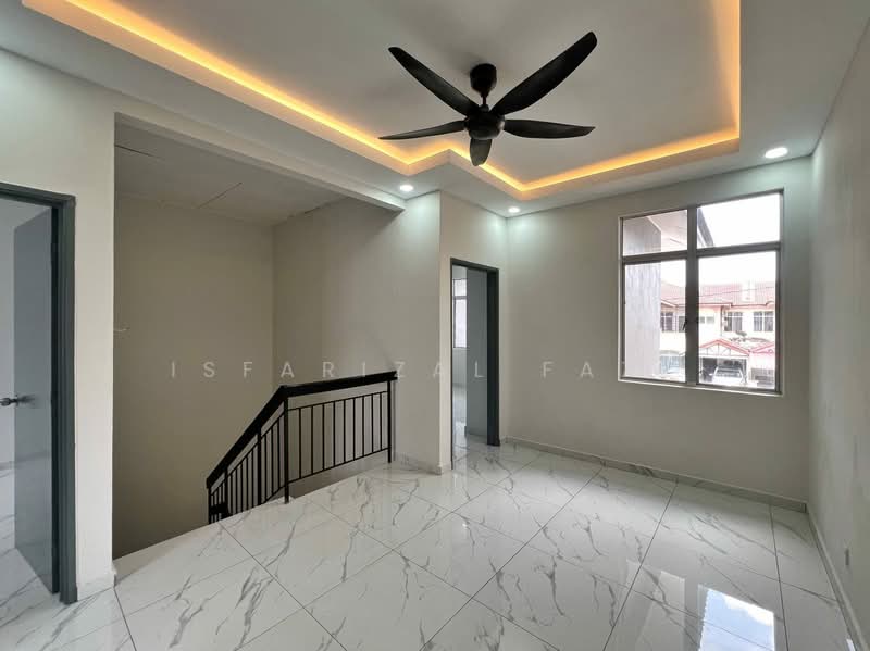 Rumah Teres 2 Tingkat untuk Dijual di Bandar Puncak Alam (Puncak Alam) - Isfarizal fazz - Interior - PropertyGuru.com.my