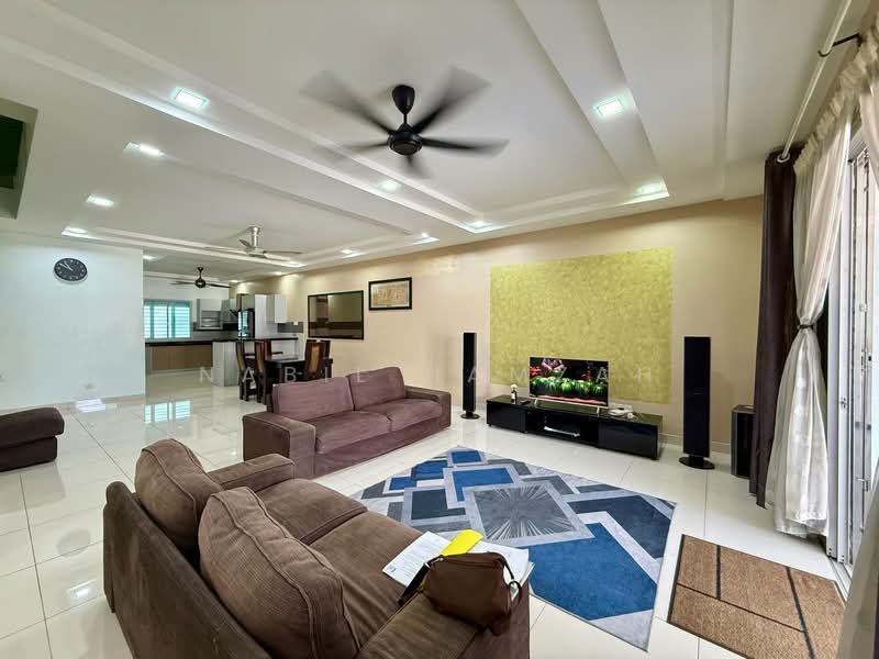 Rumah Teres 2 Tingkat untuk Dijual di Taman Bukit Kepayang (Bukit Kepayang) - Nabil Hamzah - Living Room - PropertyGuru.com.my