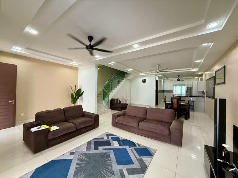 Rumah Teres 2 Tingkat untuk Dijual di Taman Bukit Kepayang (Bukit Kepayang) - Nabil Hamzah - Living Room - PropertyGuru.com.my