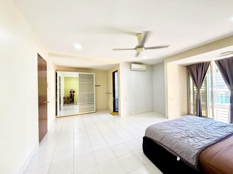 Rumah Teres 2 Tingkat untuk Dijual di Taman Bukit Kepayang (Bukit Kepayang) - Nabil Hamzah - Bedroom - PropertyGuru.com.my