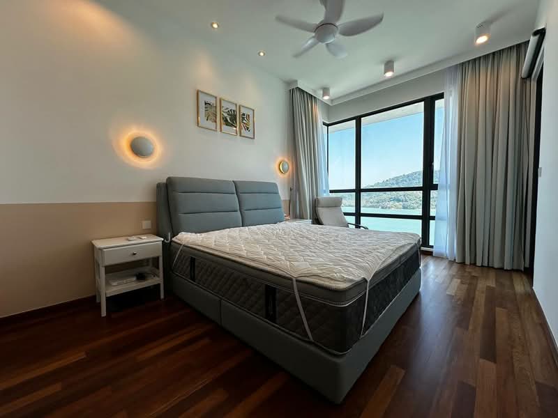 Condominium for Rent at Queens Residences Q1 @ Queens Waterfront - Jake Khoo - Bedroom - PropertyGuru.com.my