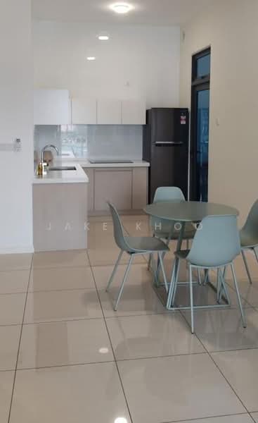 Condominium for Rent at Queens Residences Q2 @ Queens Waterfront - Jake Khoo - Kitchen - PropertyGuru.com.my