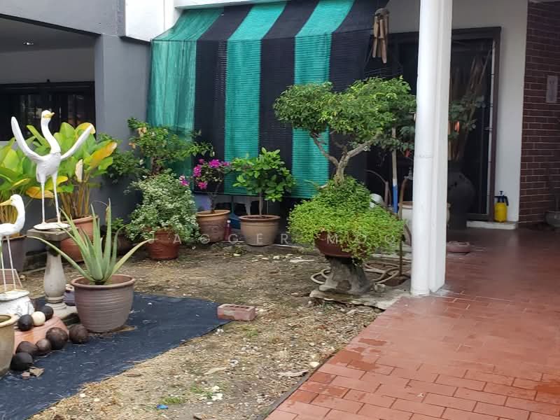 Rumah Teres 2 Tingkat untuk Dijual di Taman Uda Jaya (Ampang) - Jagger Moo - Garden - PropertyGuru.com.my