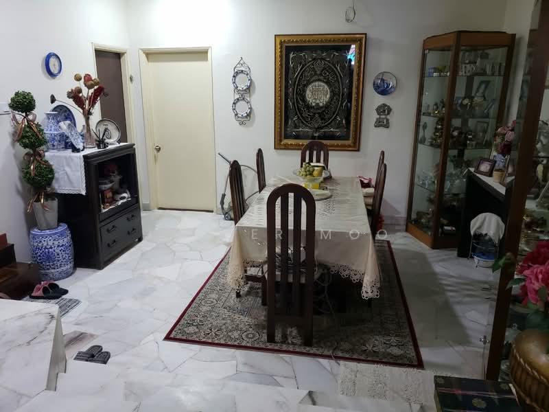 Rumah Teres 2 Tingkat untuk Dijual di Taman Uda Jaya (Ampang) - Jagger Moo - Dining Room - PropertyGuru.com.my