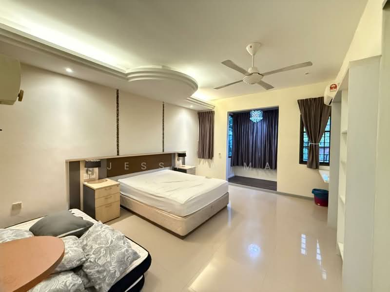 2-storey Terraced House for Rent in Permas Jaya (Johor Bahru) - Jessica Ma - Bedroom - PropertyGuru.com.my