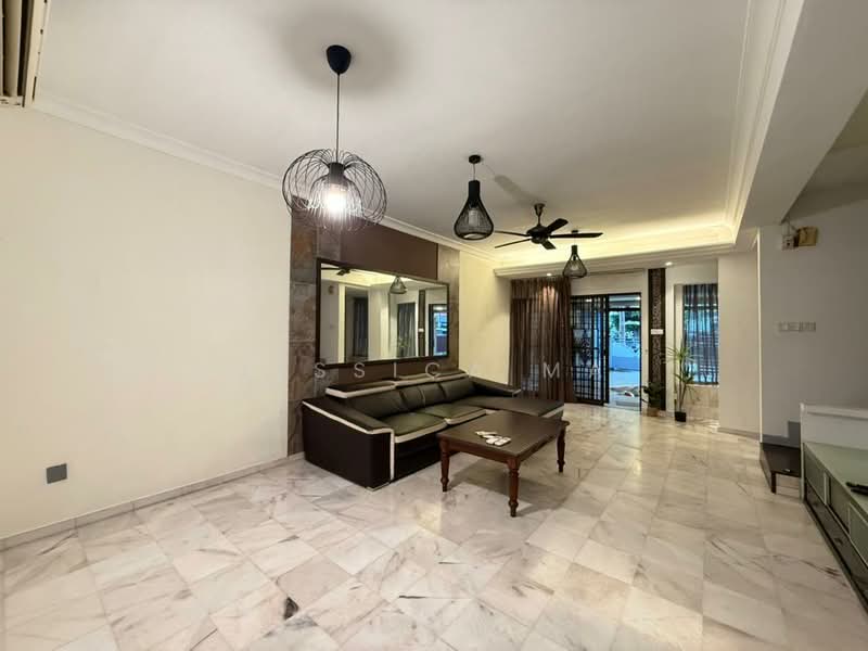 2-storey Terraced House for Rent in Permas Jaya (Johor Bahru) - Jessica Ma - Living Room - PropertyGuru.com.my