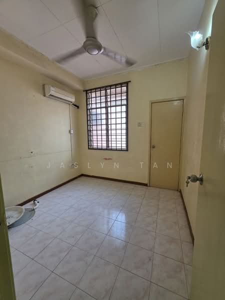 2-storey Terraced House for Sale in Bandar Seri Alam (Masai) - Jaslyn Tan - Interior - PropertyGuru.com.my