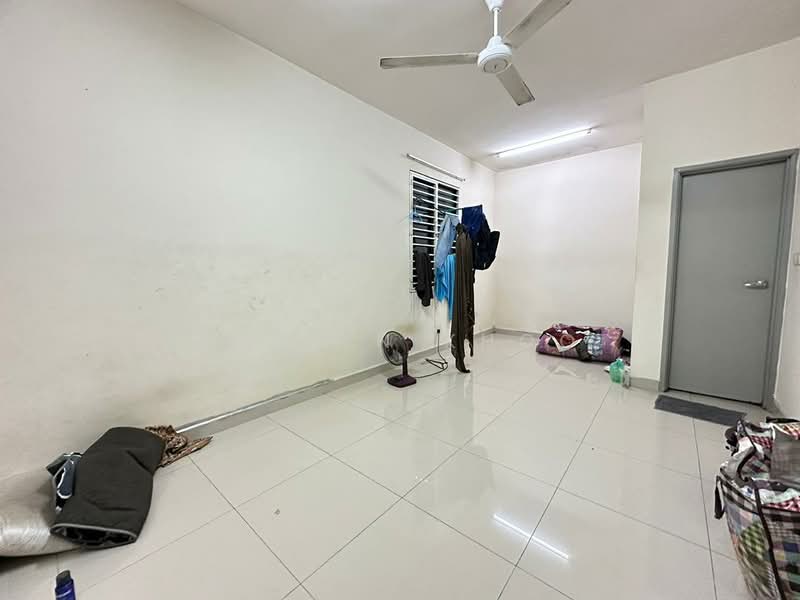 2-storey Terraced House for Sale in Saujana Rawang (Rawang) - Evelyn Khoo - Room - PropertyGuru.com.my