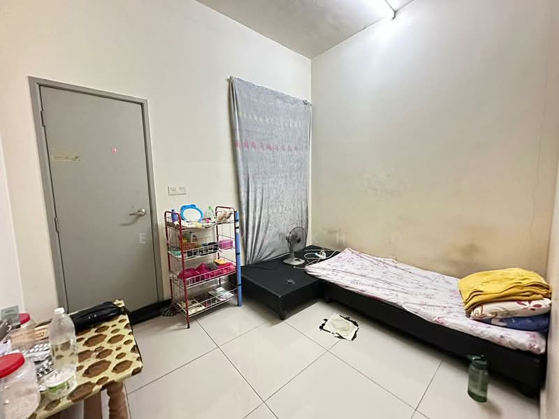 2-storey Terraced House for Sale in Saujana Rawang (Rawang) - Evelyn Khoo - Bedroom - PropertyGuru.com.my