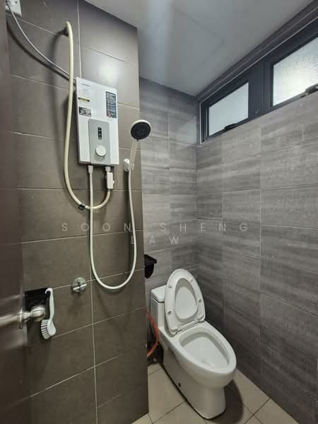 Service Residence for Sale at Symphony Tower (Menara Simfoni) - Soon Sheng Law - Bathroom - PropertyGuru.com.my