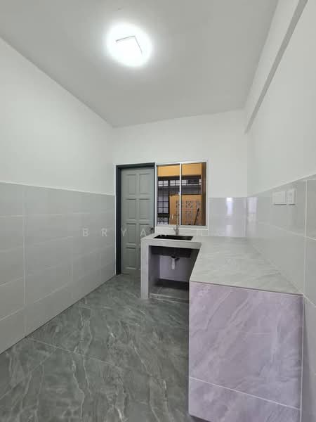 Kondominium untuk Dijual di Menara Alpha - Bryan Ng - PropertyGuru.com.my