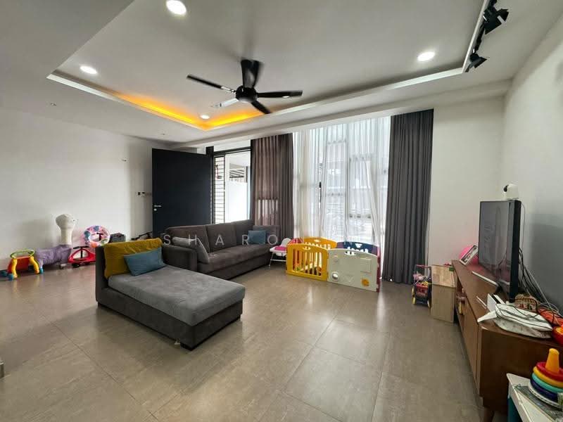 2-storey Terraced House for Sale in Bandar Pulai Jaya (Kulai) - Sharon Ng - Living Room - PropertyGuru.com.my