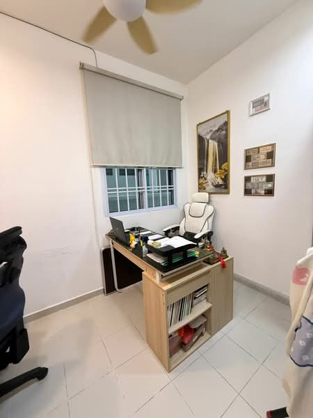 Apartment for Sale at Lake View Suites - Lim Tze Jie - Study - PropertyGuru.com.my