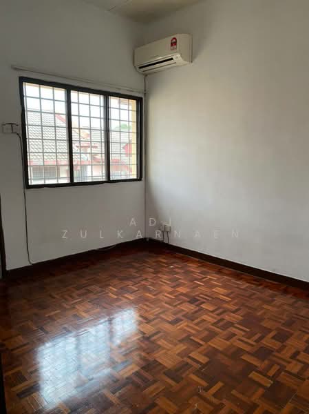 Terraced House for Sale in Usj 13 (Subang Jaya) - Adi Zulkarnaen - Interior - PropertyGuru.com.my