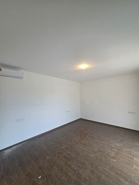 Rumah Kluster untuk Disewa di Forest City (Gelang Patah) - Jane Loh - Bedroom - PropertyGuru.com.my