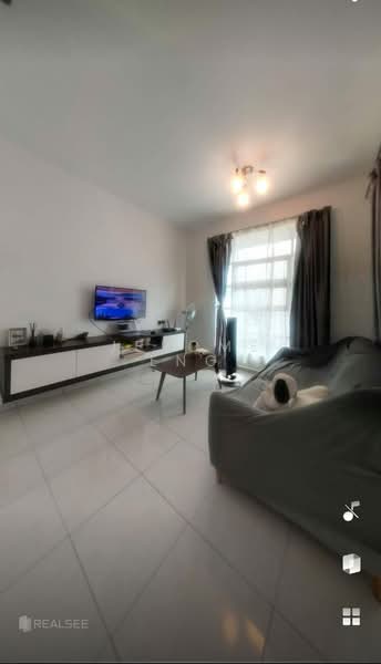 Kondominium untuk Dijual di The Brezza - Jerome Eng - Living Room - PropertyGuru.com.my
