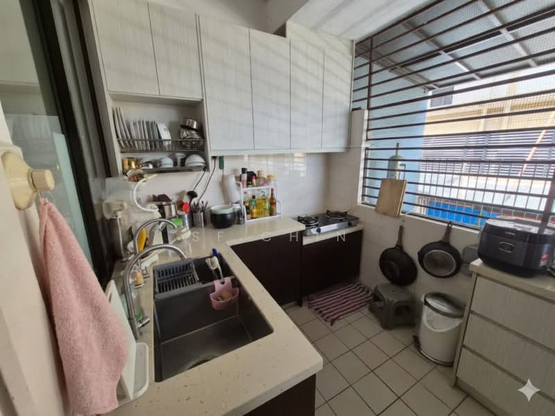 Rumah Berkembar untuk Dijual di Puchong (Selangor) - SF Chin - Kitchen - PropertyGuru.com.my