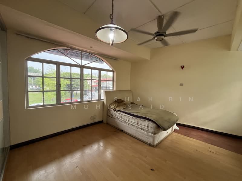 Rumah Teres 2 Tingkat untuk Dijual di SS12 (Subang Jaya) - Faizal Shah Bin Mohd Said - Bedroom - PropertyGuru.com.my