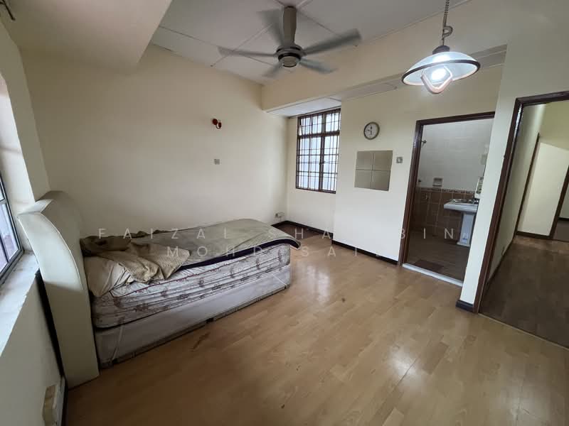 Rumah Teres 2 Tingkat untuk Dijual di SS12 (Subang Jaya) - Faizal Shah Bin Mohd Said - Bedroom - PropertyGuru.com.my