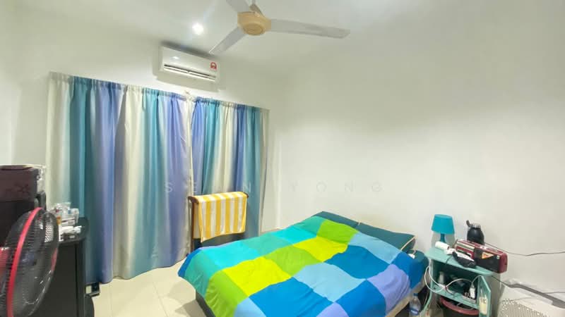 2-storey Terraced House for Sale in Sungai Buloh (Selangor) - Sean Yong - Bedroom - PropertyGuru.com.my