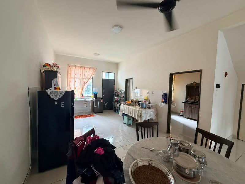 2-storey Terraced House for Sale in Saujana Rawang (Rawang) - Evelyn Khoo - Dining Area - PropertyGuru.com.my