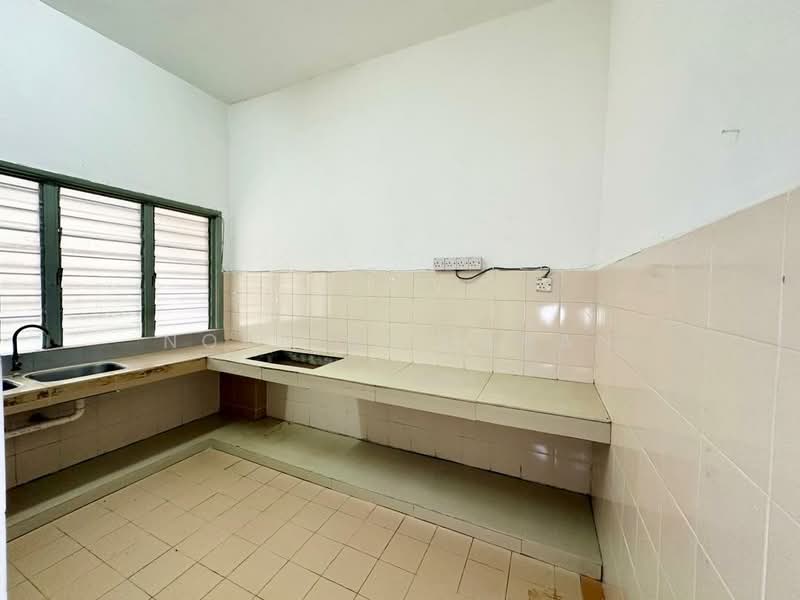 Rumah Teres 2 Tingkat untuk Dijual di Batu Caves (Selangor) - Noraini Dahan - Kitchen - PropertyGuru.com.my