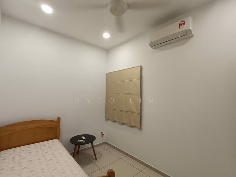 Kondominium untuk Dijual di Lavender Residences - Nyco Lim - Bedroom - PropertyGuru.com.my
