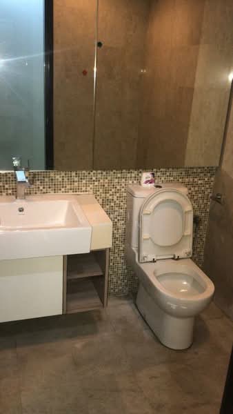 Servis Apartment untuk Disewa di The Elements - Levis Chan - Bathroom - PropertyGuru.com.my