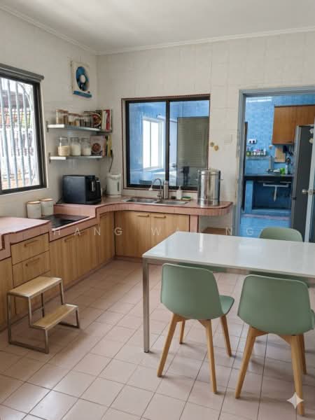 Rumah Teres 2 Tingkat untuk Dijual di Bukit Indah (Ampang) - Hang Wai Ng - Kitchen - PropertyGuru.com.my