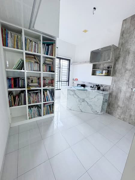Rumah Teres 2 Tingkat untuk Dijual di Setia Tropika (Johor Bahru) - Jojo Chung - PropertyGuru.com.my