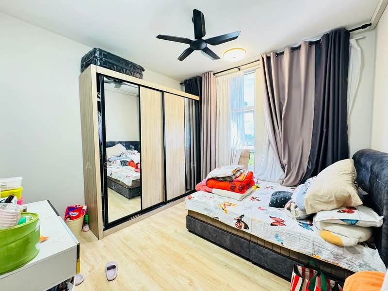 Condominium for Sale at Lakefront Homes - Masnizah Arifin - Bedroom - PropertyGuru.com.my