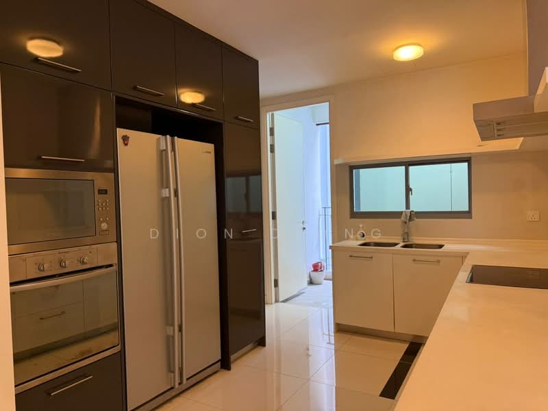 Kediaman Servis untuk Dijual di Gateway Kiaramas Residences - Dion Diong - PropertyGuru.com.my