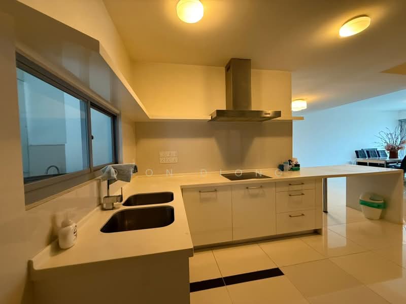 Kediaman Servis untuk Dijual di Gateway Kiaramas Residences - Dion Diong - PropertyGuru.com.my