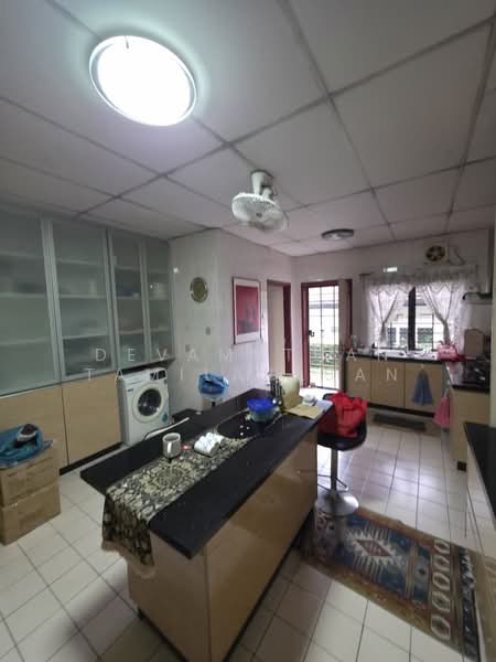 Rumah Banglo untuk Dijual di Seksyen 11 (Petaling Jaya) - Devamuthan Tamilarasan - Kitchen - PropertyGuru.com.my
