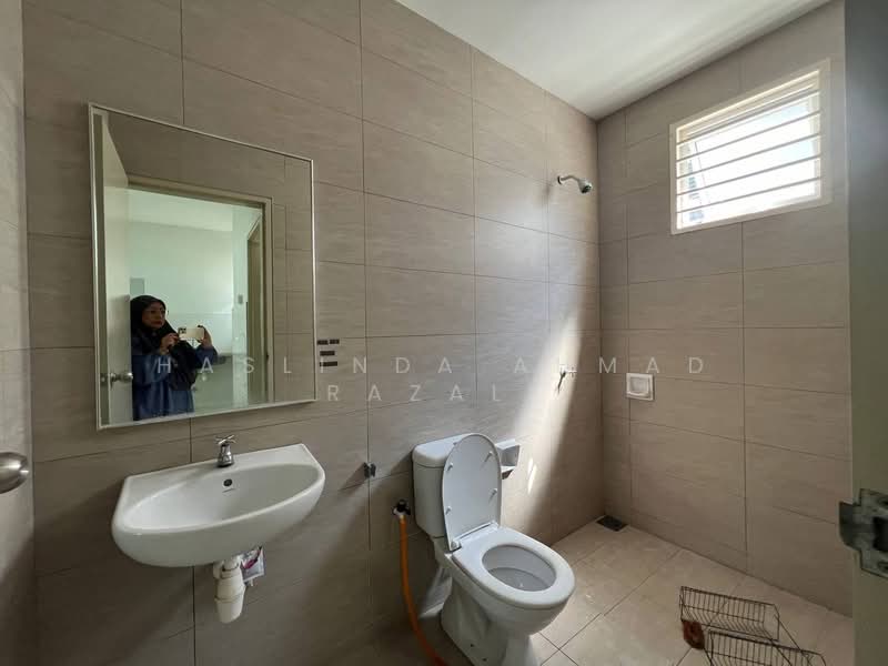Rumah Teres 2 Tingkat untuk Disewa di Nilai Impian (Nilai) - Haslinda Ahmad Razali - PropertyGuru.com.my