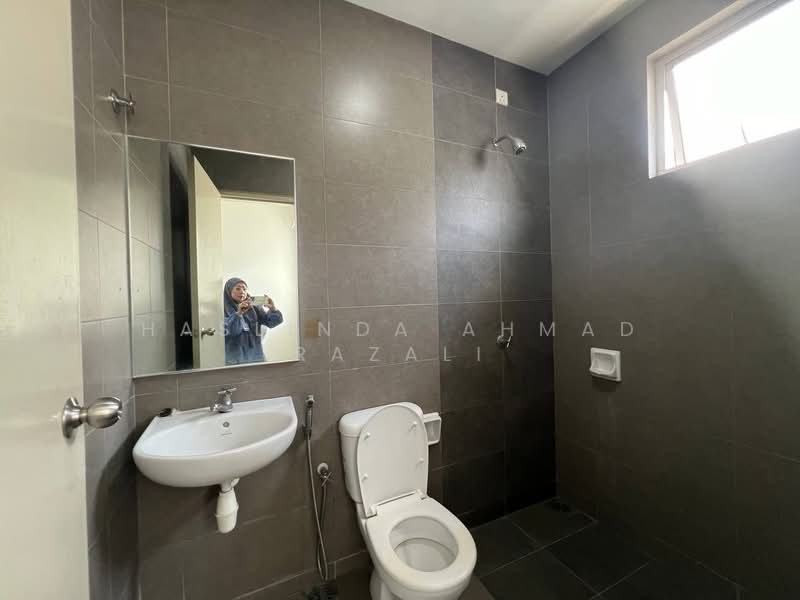 Rumah Teres 2 Tingkat untuk Disewa di Nilai Impian (Nilai) - Haslinda Ahmad Razali - PropertyGuru.com.my