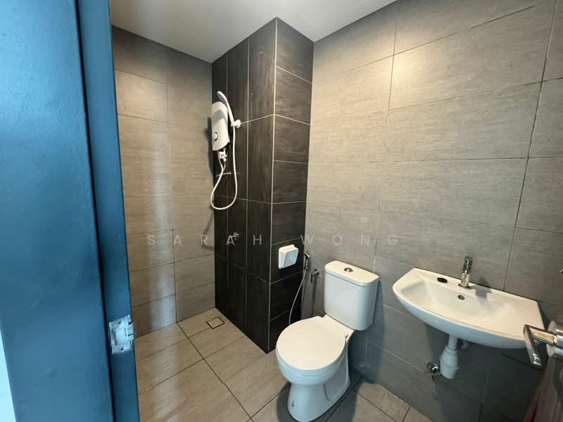 Service Residence for Rent at The New Duo @ Edumetro - Sarah Wong - Bathroom - PropertyGuru.com.my