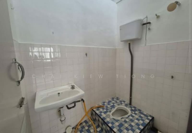 Rumah Teres 1 Tingkat untuk Dijual di Bukit Sekilau (Kuantan) - Chai Kiew Tiong - Bathroom - PropertyGuru.com.my