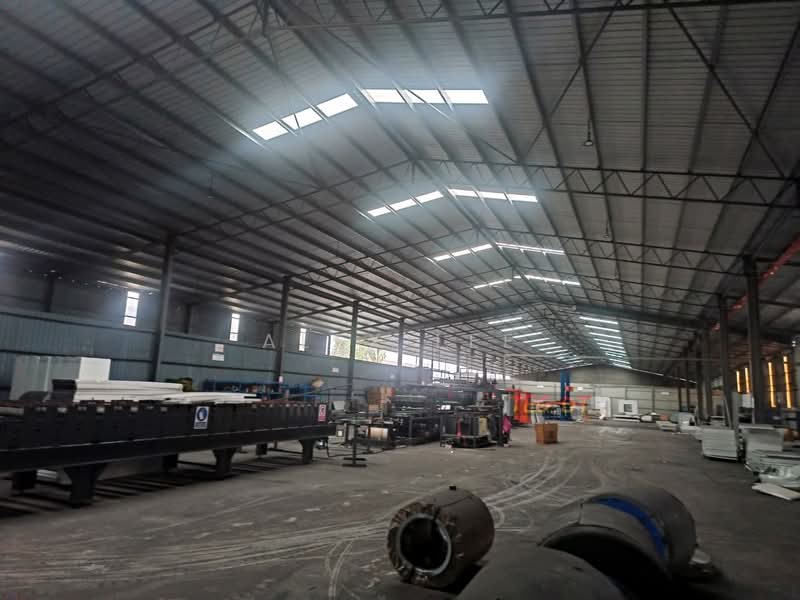 Warehouse for Rent in Kapar (Selangor) - Alex Lee - Interior - PropertyGuru.com.my