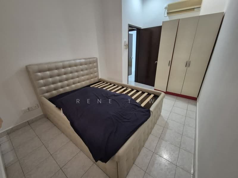 1.5-storey Terraced House for Sale in Taman Pelangi Indah (Ulu Tiram) - Rene Tew - PropertyGuru.com.my