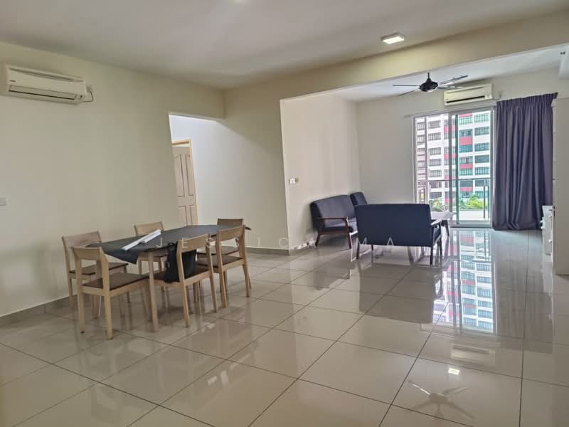 Pangsapuri untuk Disewa di Austin Suites (Permata Austin) - Jessica Ma - Living Room - PropertyGuru.com.my